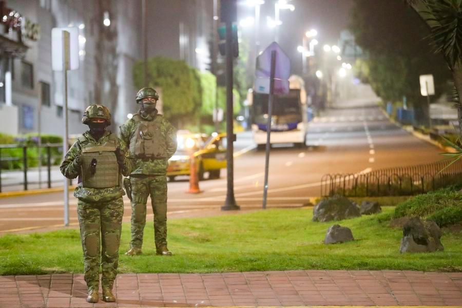 Tokues (Multimedia) Noboa anuncia nuevos toques de queda en provincias ...